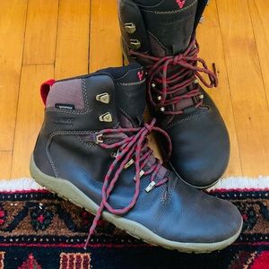 Vivo barefoot women’s tracker hiking boots